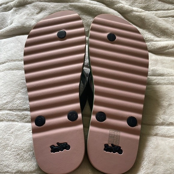 Coach NWOT Navy Flip Flops with Watermelon Design Size 7/8 - Picture 4 of 5
